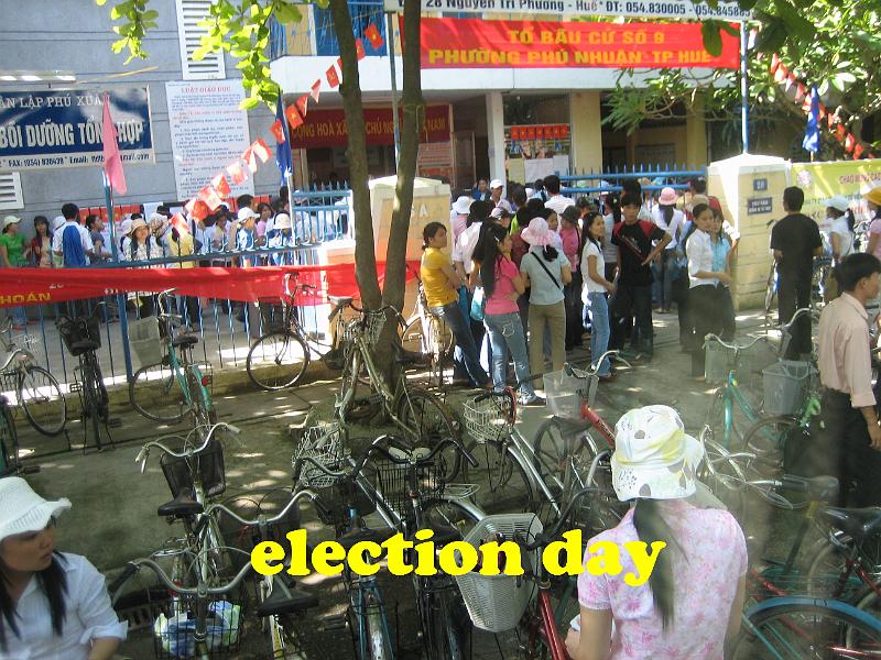 121301 election booth.JPG